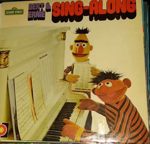 SSBertAndErnieSingalongJoin